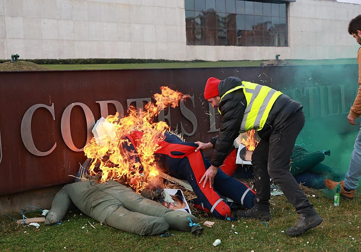 Así te hemos contado la tractorada de este jueves en Valladolid